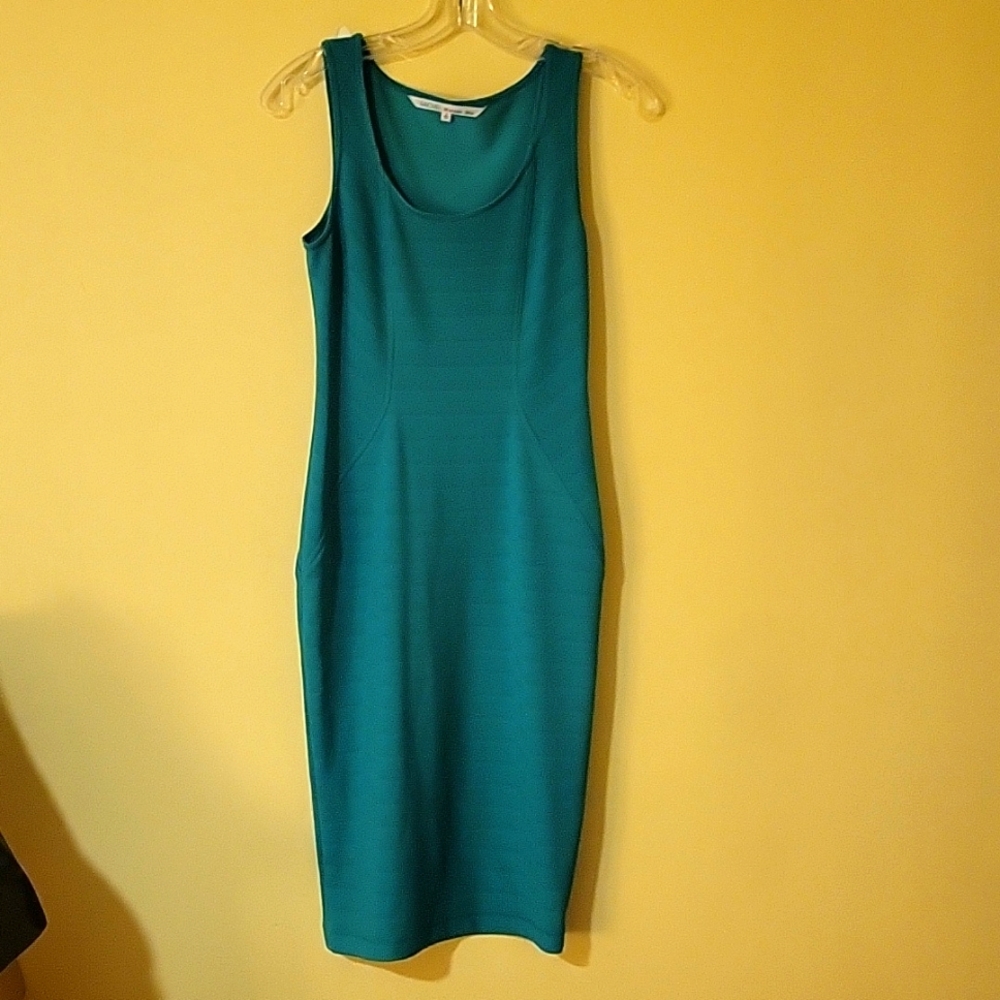 Rachel Roy green bodycon dress